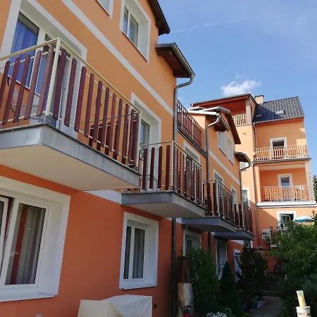 Three Apartment Frantiskovy Lazne